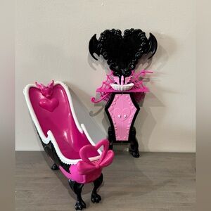 Draculaura Powerderoom